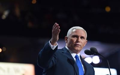 Mike Pence20170708123137_l